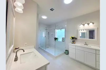 12014 Natural Bridges Lane, Sugar Land, TX 77498 - Photo 3