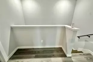 8215 Crestview Dr, Houston, TX 77028 - Photo 27