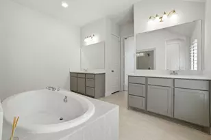 164 E Cascade Heights Dr, Montgomery, TX 77316 - Photo 17