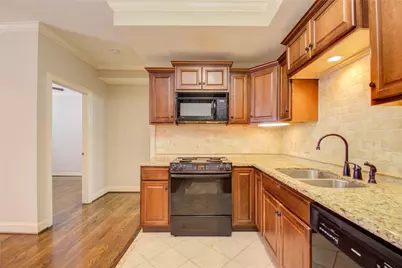 6503 Mapleridge Street #C, Houston, TX 77081 - Photo 5