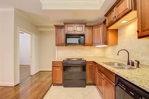 6503 Mapleridge St, Houston, TX 77081 - Photo 5