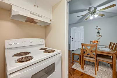 2121 Fountain View Drive #16, Houston, TX 77057 - Photo 19