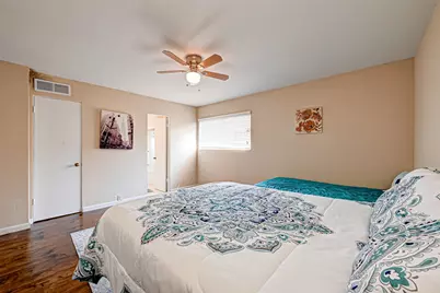2121 Fountain View Drive #16, Houston, TX 77057 - Photo 21