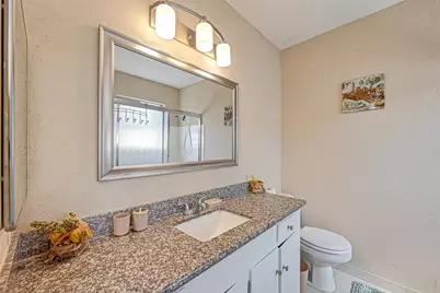 2121 Fountain View Drive #16, Houston, TX 77057 - Photo 25