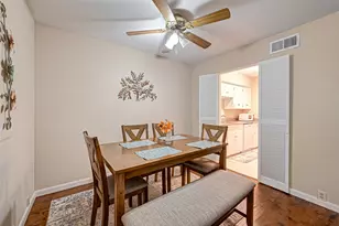 2121 Fountain View Dr, Houston, TX 77057 - Photo 5