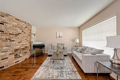 2121 Fountain View Drive #16, Houston, TX 77057 - Photo 9