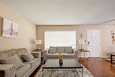 2121 Fountain View Drive #16, Houston, TX 77057 - Photo 11