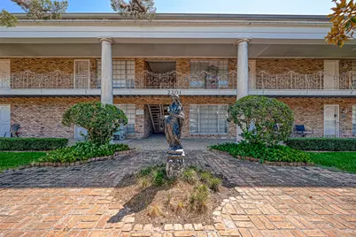 2121 Fountain View Drive #16, Houston, TX 77057 - Photo 31