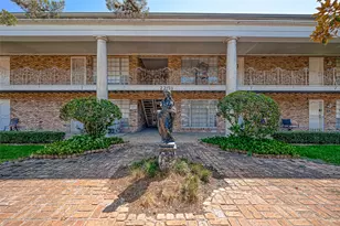 2121 Fountain View Dr, Houston, TX 77057 - Photo 31