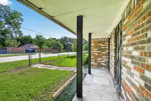 8158 Detroit St, Houston, TX 77017 - Photo 3