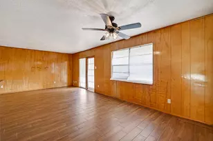8158 Detroit St, Houston, TX 77017 - Photo 5