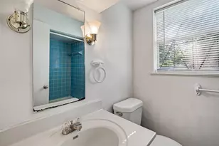 8158 Detroit St, Houston, TX 77017 - Photo 15