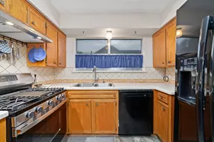25902 Fairbrook Ln, Spring, TX 77373 - Photo 11