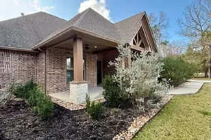 8970 Navigation Cir, Montgomery, TX 77316 - Photo 3
