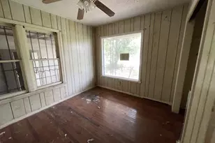 555 S Reagan St, San Benito, TX 78586 - Photo 9