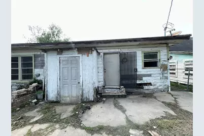555 S Reagan Street, San Benito, TX 78586 - Photo 13
