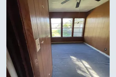 555 S Reagan Street, San Benito, TX 78586 - Photo 7