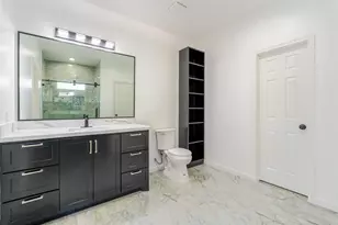 408 County Rd 3414, Cleveland, TX 77327 - Photo 23