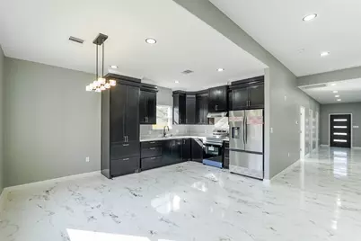 408 County Rd 3414, Cleveland, TX 77327 - Photo 17