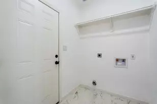 408 County Rd 3414, Cleveland, TX 77327 - Photo 9