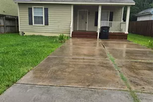 4215 Ross St, Bacliff, TX 77518 - Photo 1