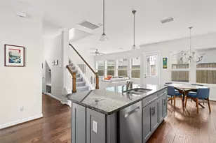 8923 Highgate Ln, Houston, TX 77080 - Photo 5