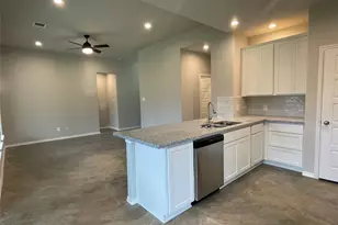 15506 Arrowhead Loop W, Willis, TX 77378 - Photo 9