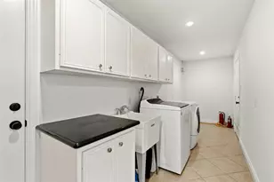36 S Shore Dr, Galveston, TX 77551 - Photo 31
