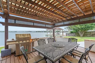 36 S Shore Dr, Galveston, TX 77551 - Photo 33