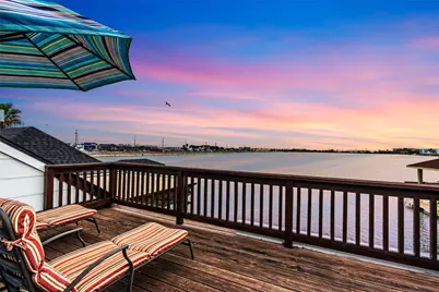 36 S Shore Drive, Galveston, TX 77551 - Photo 5