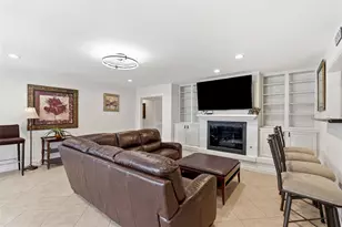 36 S Shore Dr, Galveston, TX 77551 - Photo 9