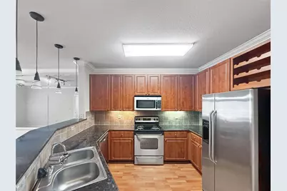 1711 Old Spanish Trail #240, Houston, TX 77054 - Photo 7