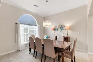 15243 Scenic Woodland Dr, Conroe, TX 77384 - Photo 9