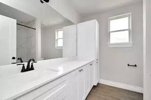 10220 Cabo del Sol Dr, Cleveland, TX 77327 - Photo 29