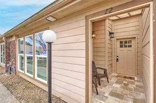 1014 Graham Dr, Tomball, TX 77375 - Photo 1