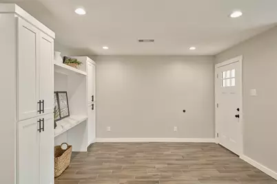 1014 Graham Drive #L2, Tomball, TX 77375 - Photo 7