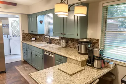 1314 Laurel Street, La Marque, TX 77568 - Photo 9
