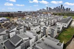 317 Eado Park Cir, Houston, TX 77020 - Photo 3