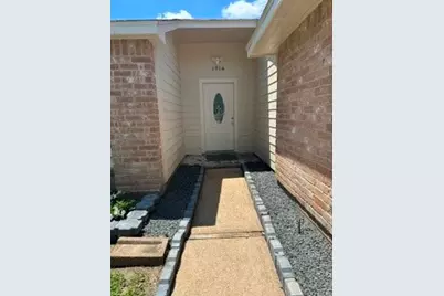 1914 Quail Green Court, Missouri City, TX 77489 - Photo 3