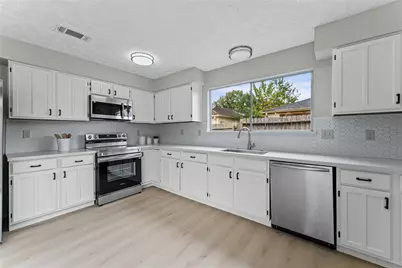 16218 Olive Glen Drive, Houston, TX 77082 - Photo 5