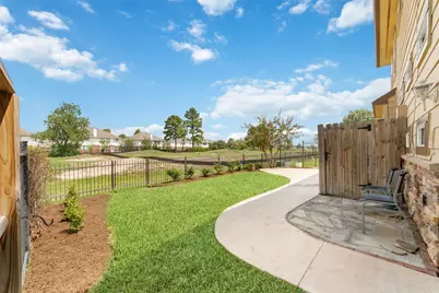 8030 Loyel Pointe Drive, Houston, TX 77064 - Photo 27