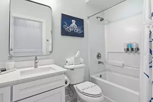 4241 Pointe W Dr, Galveston, TX 77554 - Photo 31