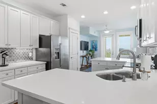 4241 Pointe W Dr, Galveston, TX 77554 - Photo 11