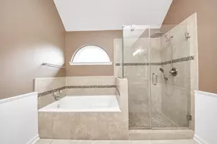 114 Lindencrest Ct, Sugar Land, TX 77479 - Photo 33