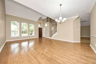 114 Lindencrest Ct, Sugar Land, TX 77479 - Photo 9