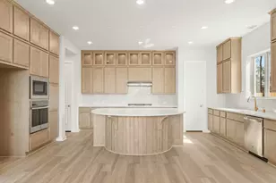 18806 Truman Trl, Conroe, TX 77302 - Photo 9