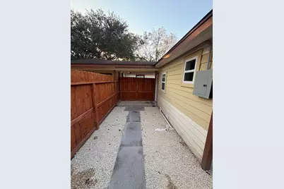 2611 Center Street, Waller, TX 77484 - Photo 5