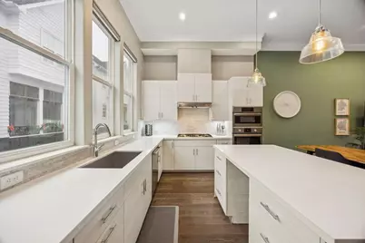 808 Cage Street, Houston, TX 77020 - Photo 9