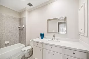 1933 Woodbury St, Houston, TX 77030 - Photo 33