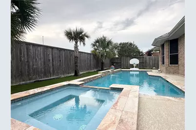 17815 Gables Bend Drive, Tomball, TX 77377 - Photo 13